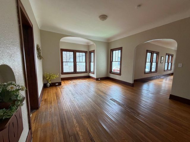 504 N Catherine Street, Bay City, MI 48706