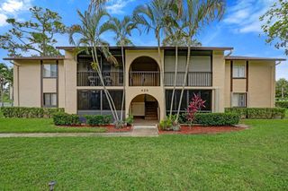 429 Pine Glen Lane C-2, Greenacres, FL 33463