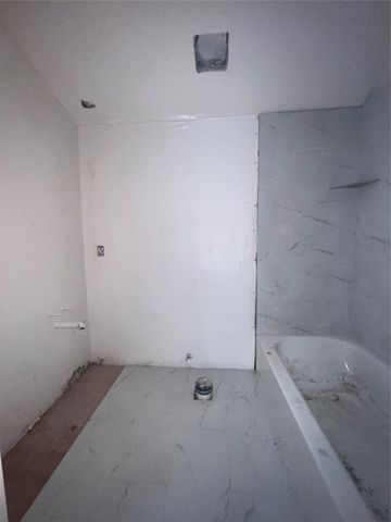 2406 Jennings Avenue, Dallas, TX 75216