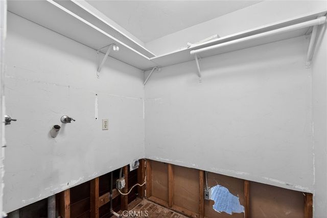 11633 Balboa, Granada Hills, CA 91344