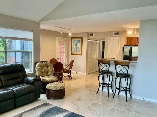 1125 Crystal Way B, Delray Beach, FL 33444