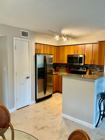 1125 Crystal Way B, Delray Beach, FL 33444