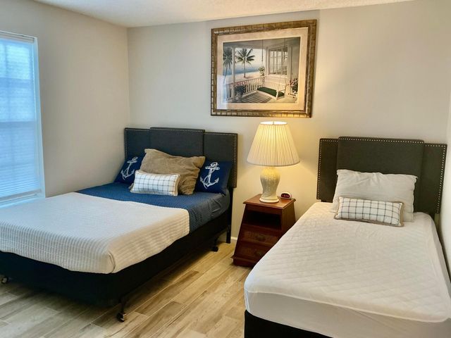 1125 Crystal Way B, Delray Beach, FL 33444