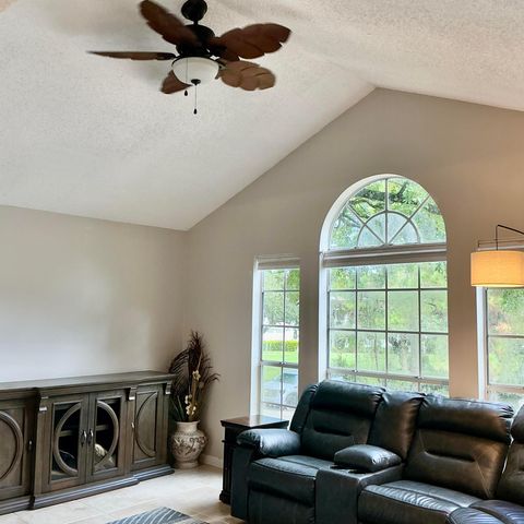 1125 Crystal Way B, Delray Beach, FL 33444