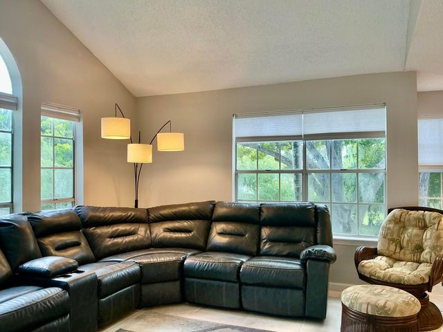 1125 Crystal Way B, Delray Beach, FL 33444