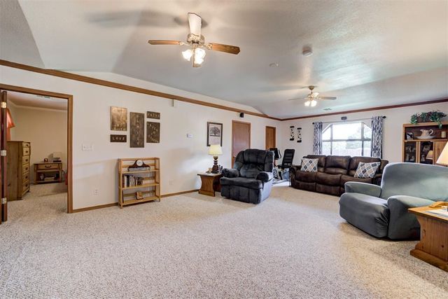 20555 Ember Lane, Harrah, OK 73045