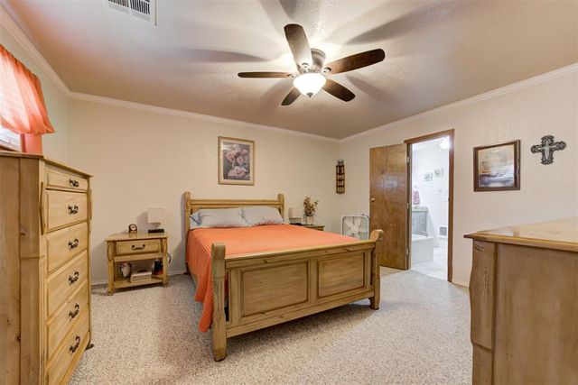 20555 Ember Lane, Harrah, OK 73045