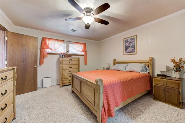 20555 Ember Lane, Harrah, OK 73045