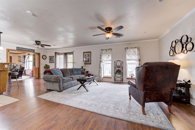 20555 Ember Lane, Harrah, OK 73045