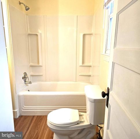 202 PARKWAY, Elkton, MD 21921