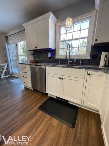 2853 Churchhill Lane, Saginaw, MI 48603