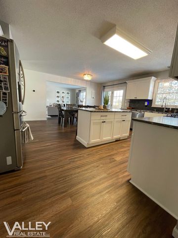 2853 Churchhill Lane, Saginaw, MI 48603