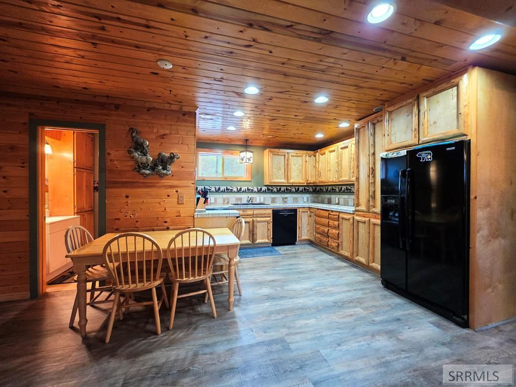 Image 10 of property listing at 3773 Lava Lane, Island Park, ID 83429