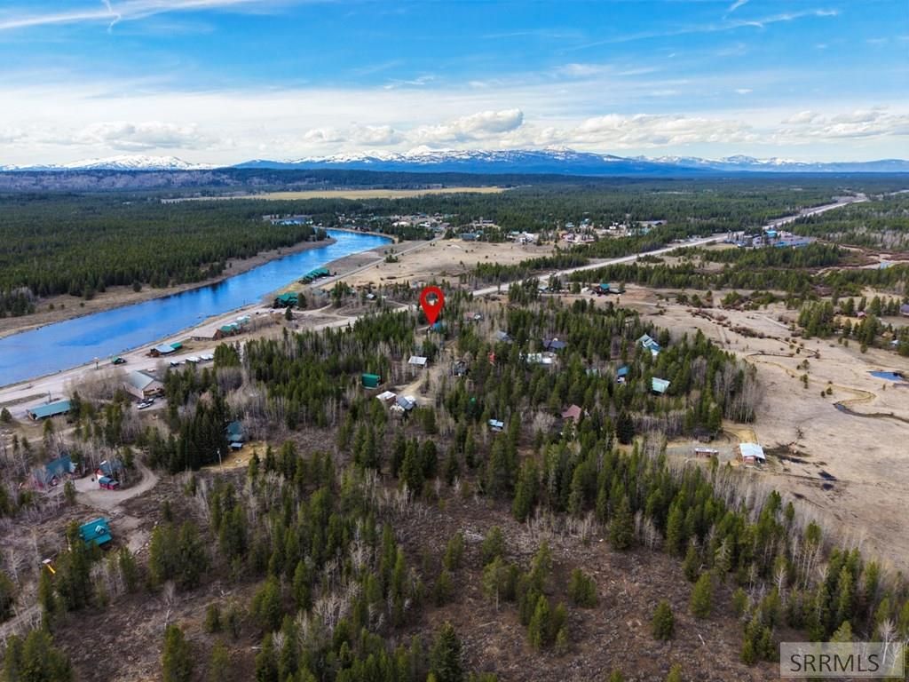 Image 2 of property listing at 3773 Lava Lane, Island Park, ID 83429