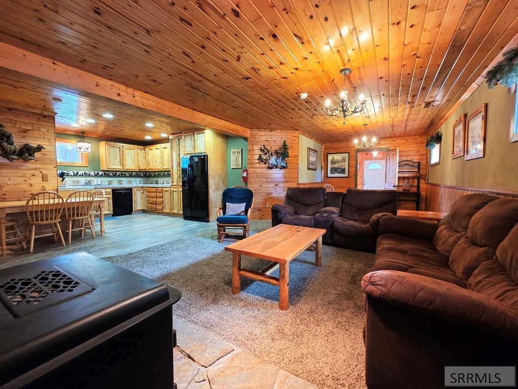 Image 7 of property listing at 3773 Lava Lane, Island Park, ID 83429