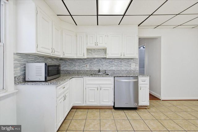 3704 OLIVER ST, Hyattsville, MD 20782