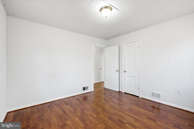 3704 OLIVER ST, Hyattsville, MD 20782