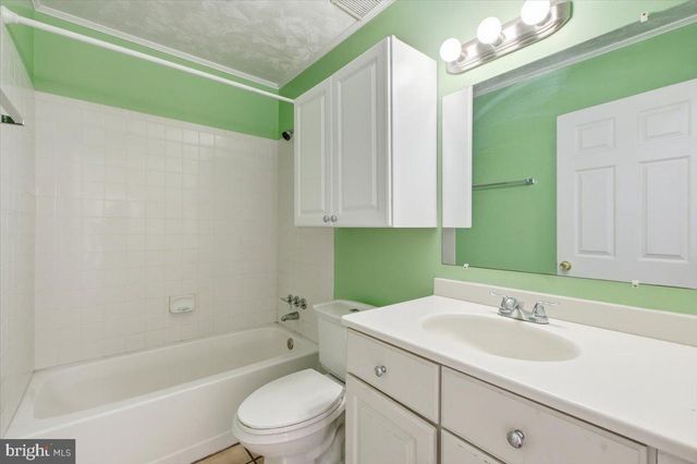 3704 OLIVER ST, Hyattsville, MD 20782