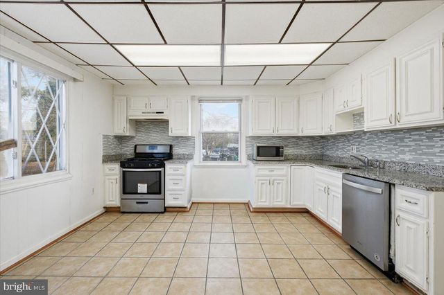 3704 OLIVER ST, Hyattsville, MD 20782