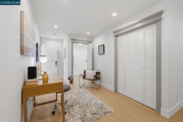 3948 Glen Park Rd, Oakland, CA 94602