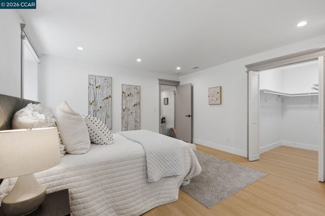 3948 Glen Park Rd, Oakland, CA 94602