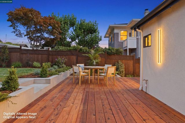 3948 Glen Park Rd, Oakland, CA 94602