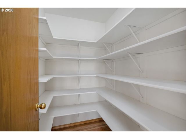 52364 Ne 14TH St, Scappoose, OR 97056