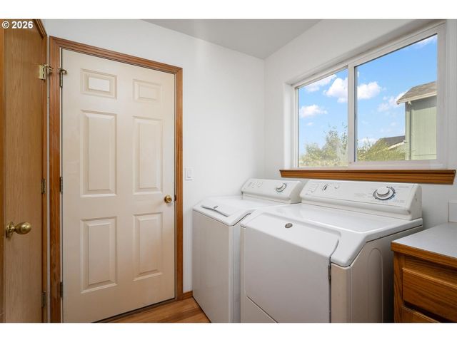 52364 Ne 14TH St, Scappoose, OR 97056