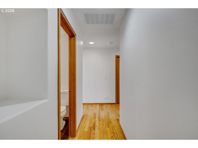 52364 Ne 14TH St, Scappoose, OR 97056