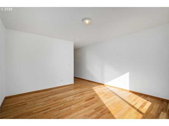 52364 Ne 14TH St, Scappoose, OR 97056