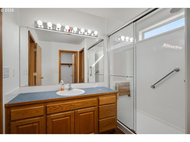 52364 Ne 14TH St, Scappoose, OR 97056