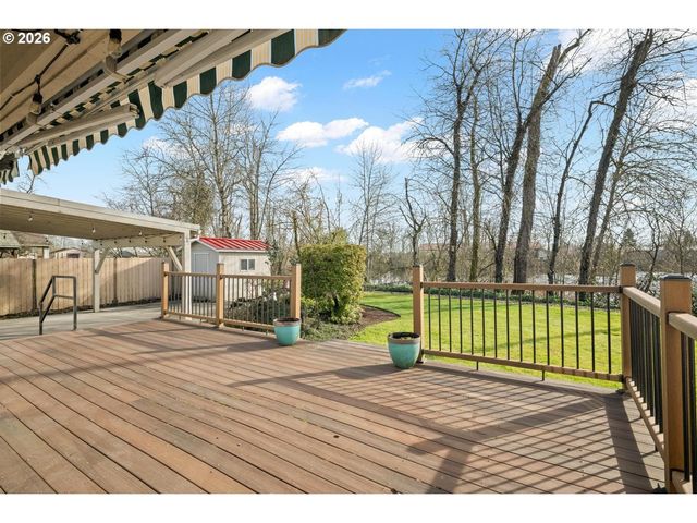 52364 Ne 14TH St, Scappoose, OR 97056