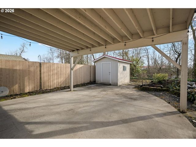 52364 Ne 14TH St, Scappoose, OR 97056