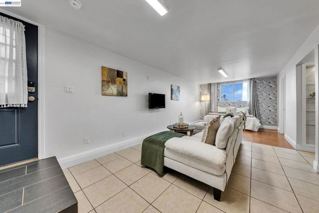 4471 Tulip Ave, Oakland, CA 94619