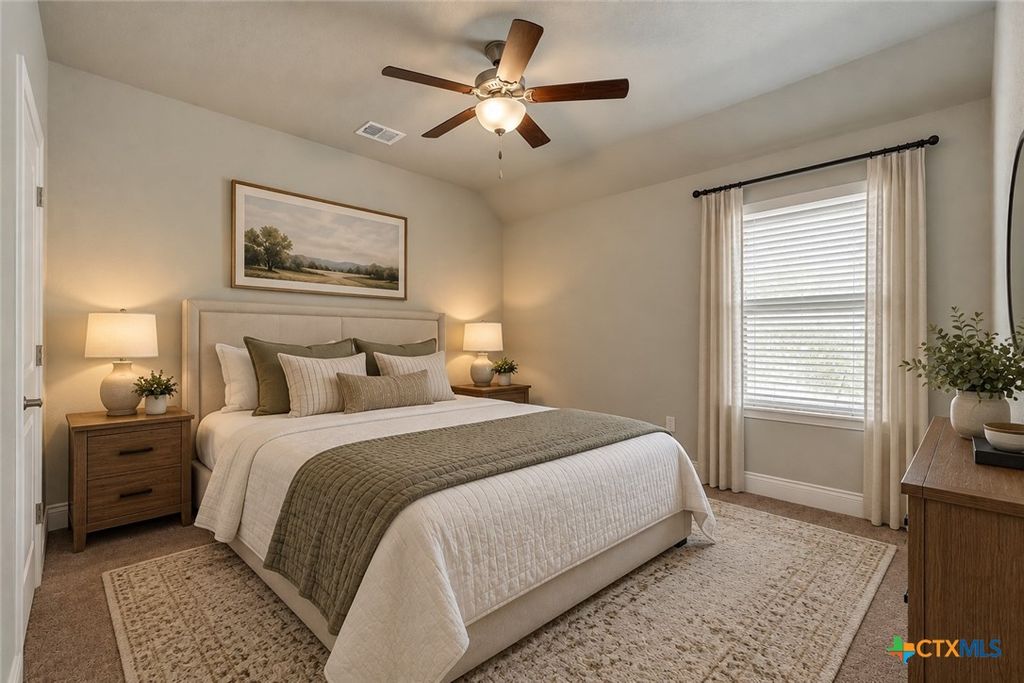Image 15 of property listing at 1178 Yaupon Loop, New Braunfels, TX 78132