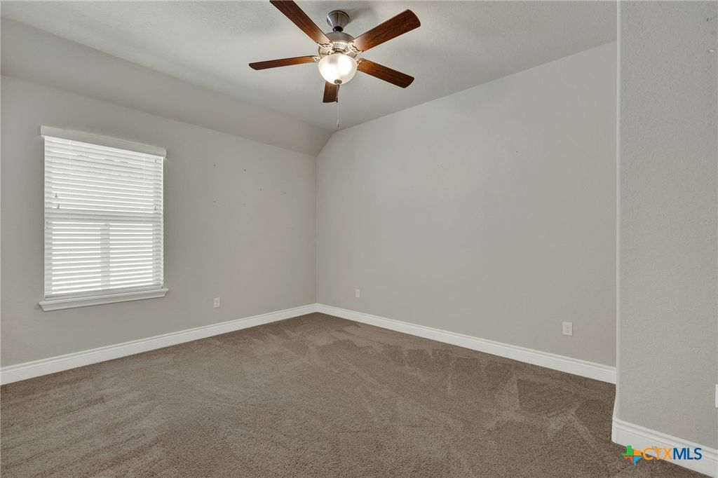 Image 19 of property listing at 1178 Yaupon Loop, New Braunfels, TX 78132