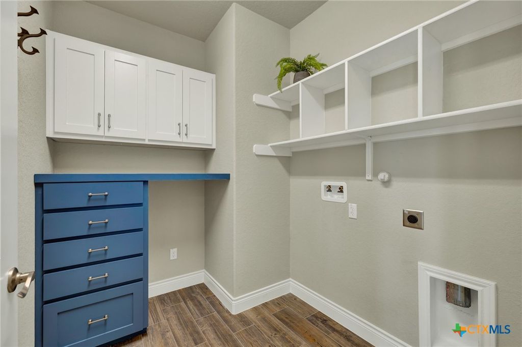 Image 20 of property listing at 1178 Yaupon Loop, New Braunfels, TX 78132