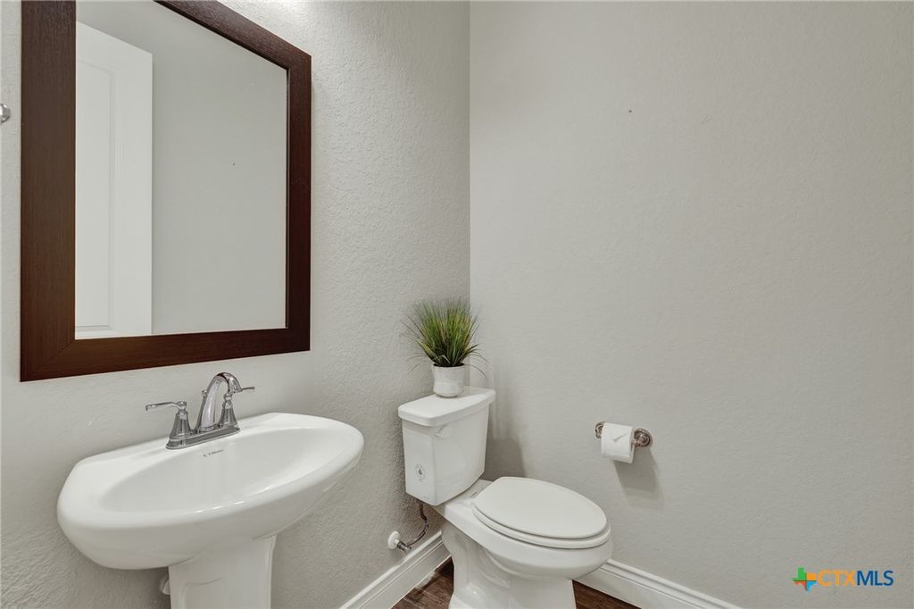 Image 21 of property listing at 1178 Yaupon Loop, New Braunfels, TX 78132