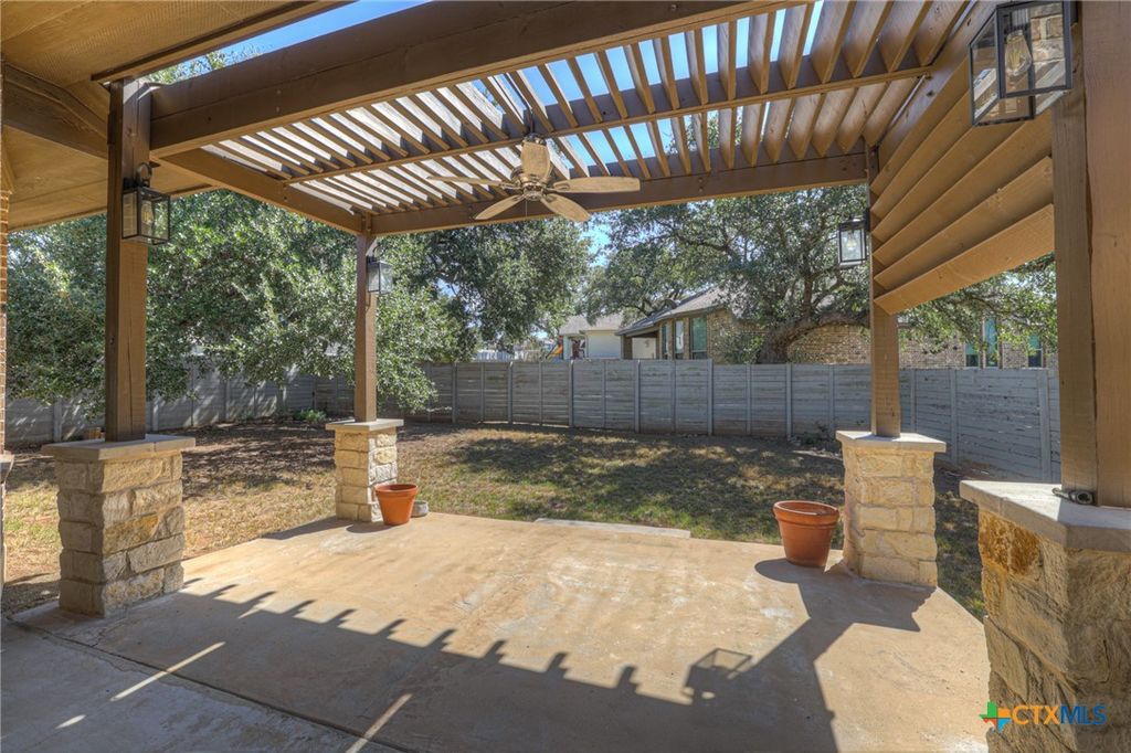 Image 22 of property listing at 1178 Yaupon Loop, New Braunfels, TX 78132
