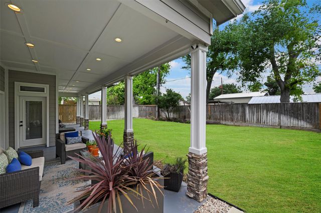 2018 Marnel Road, Houston, TX 77055