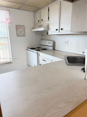 6150 NW 62nd Street 308, Tamarac, FL 33319