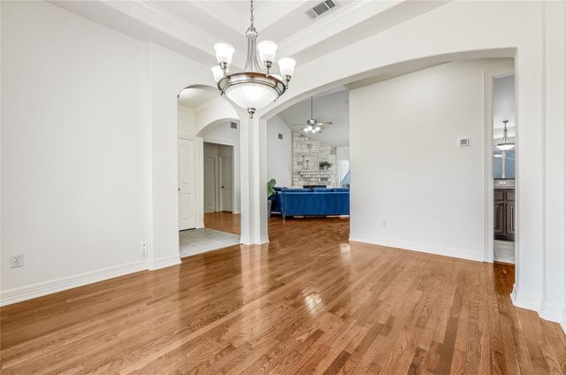 4200 Vista Corta DR, Lago Vista, TX 78645