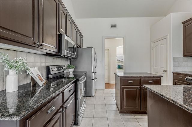 4200 Vista Corta DR, Lago Vista, TX 78645