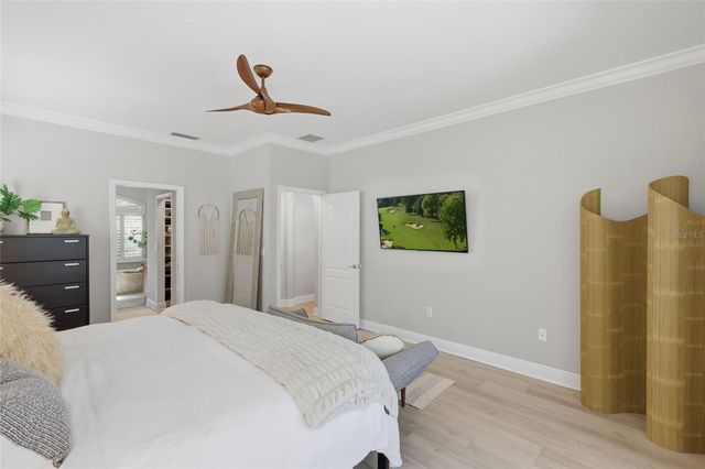 7321 LINKS COURT, Sarasota, FL 34243