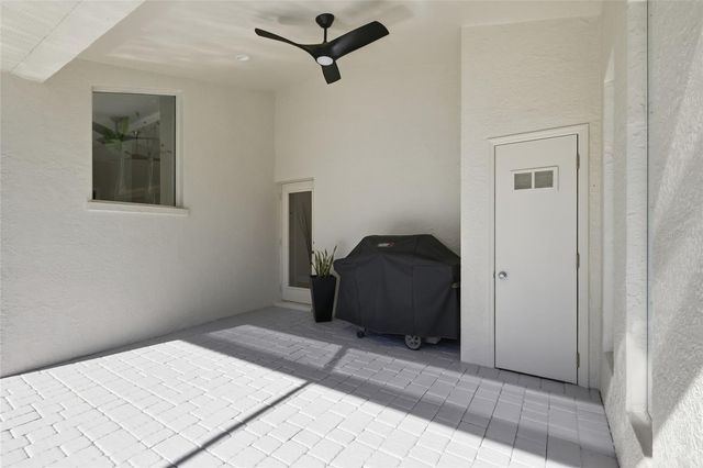 7321 LINKS COURT, Sarasota, FL 34243