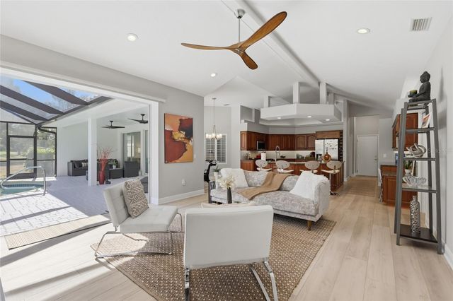 7321 LINKS COURT, Sarasota, FL 34243