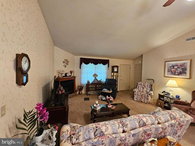 122 ARBOR DR, Myerstown, PA 17067