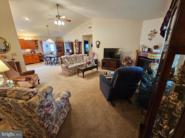 122 ARBOR DR, Myerstown, PA 17067