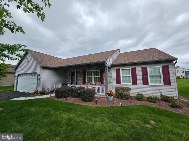 122 ARBOR DR, Myerstown, PA 17067