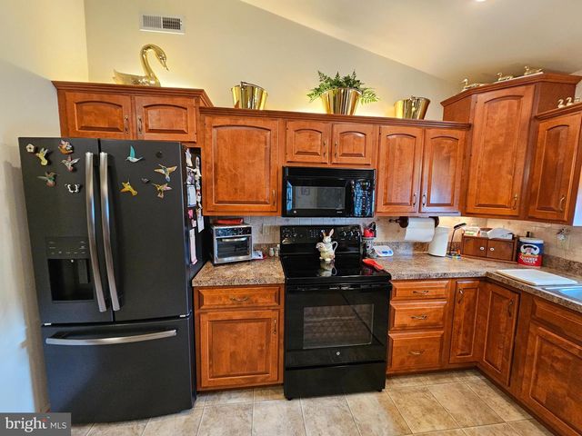 122 ARBOR DR, Myerstown, PA 17067